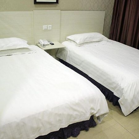 Starway Hotel Beijing West Railway Station Номер фото